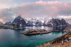 02-Yun-Thwaits-F89680D0-7837-4464-95DB-419EF0E2DF10