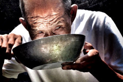 04-21.Have-gratitude-Custom