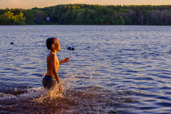 31-Happiness-is-to-play-water-freely_Yuhyun-Li